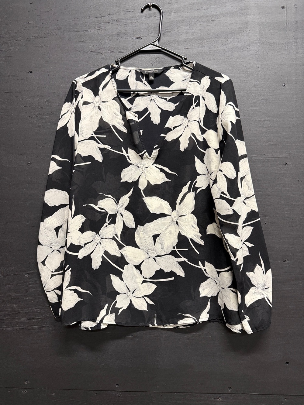 Banana Republic Black and White Floral V-Neck Blouse